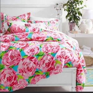 COPY - lilly pulitzer x garnet hill duvet cover. king size